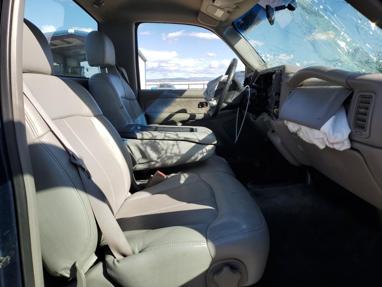 Chevrolet Silverado K1500 Image 7