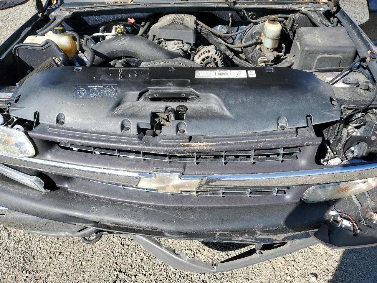 Chevrolet Silverado K1500 Image 9