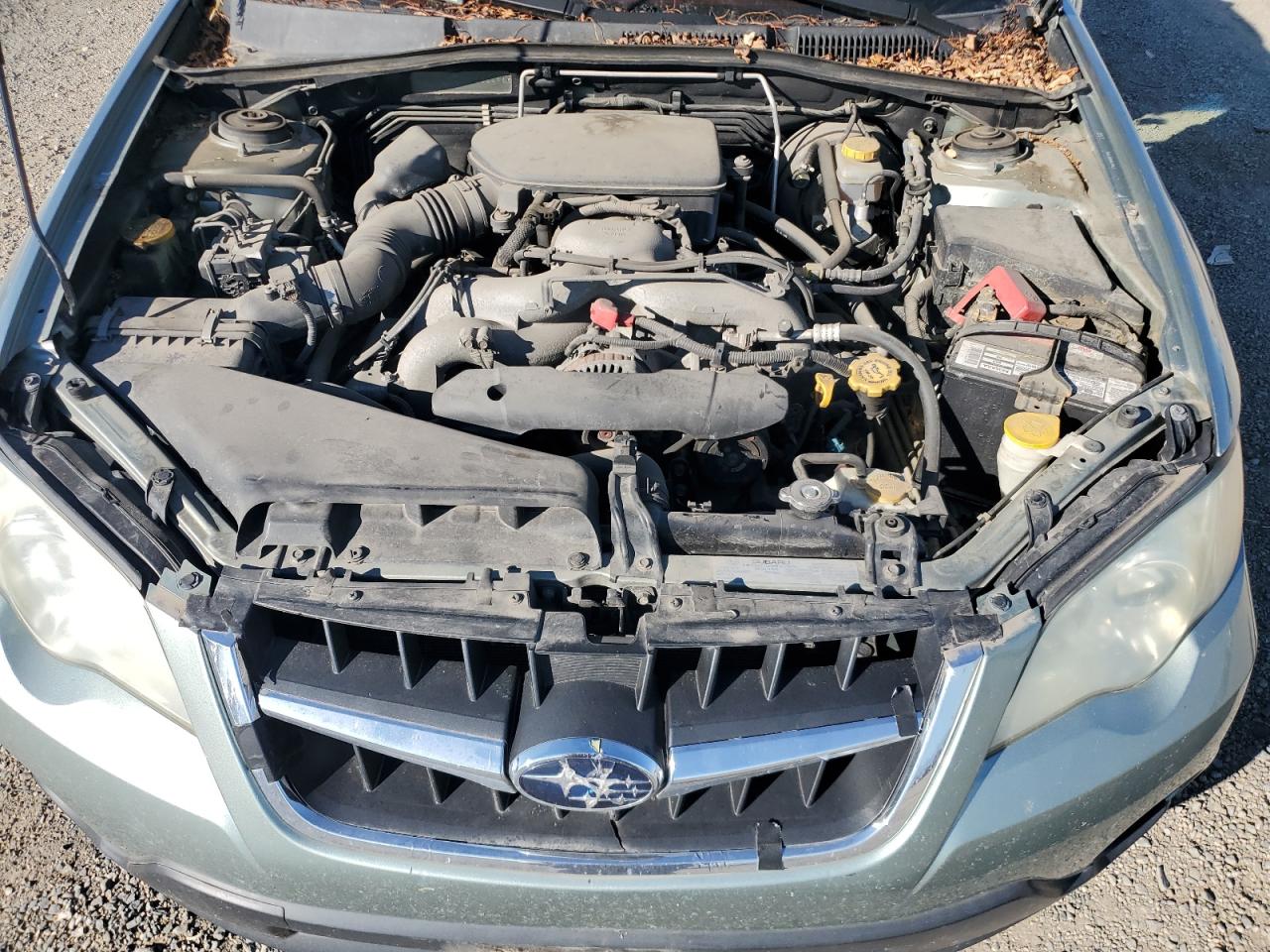 Subaru Outback 2.5i Limited Image 9