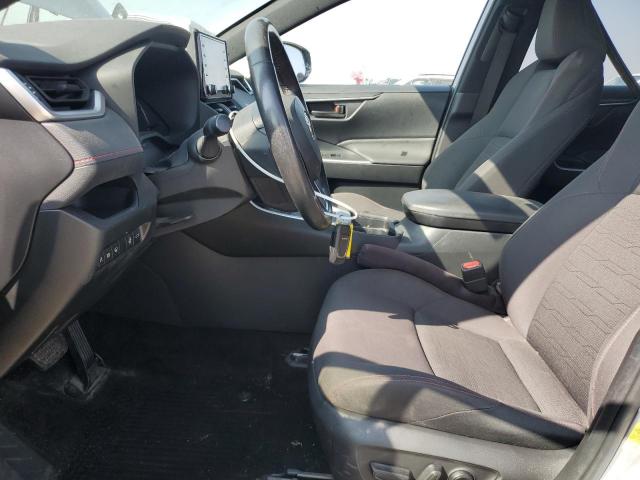 Toyota RAV4 Se Image 3