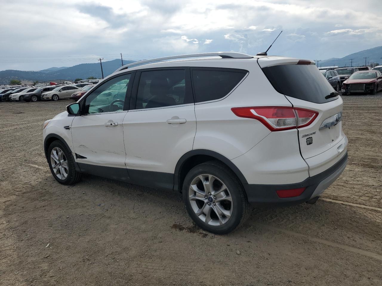 Ford Escape Titanium Image 3