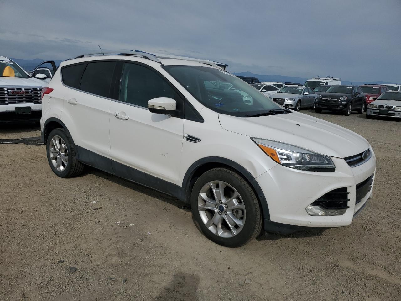 Ford Escape Titanium Image 11