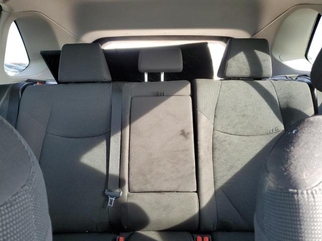 Toyota RAV4 Le Image 11