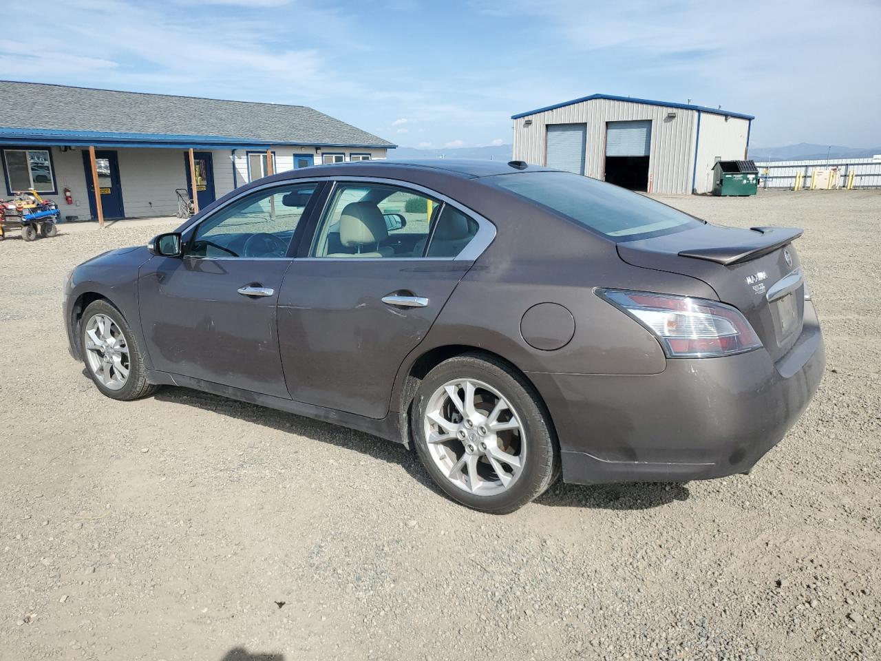 Nissan Maxima S Image 4