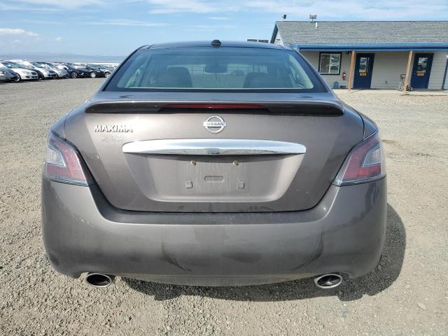 Nissan Maxima S Image 8