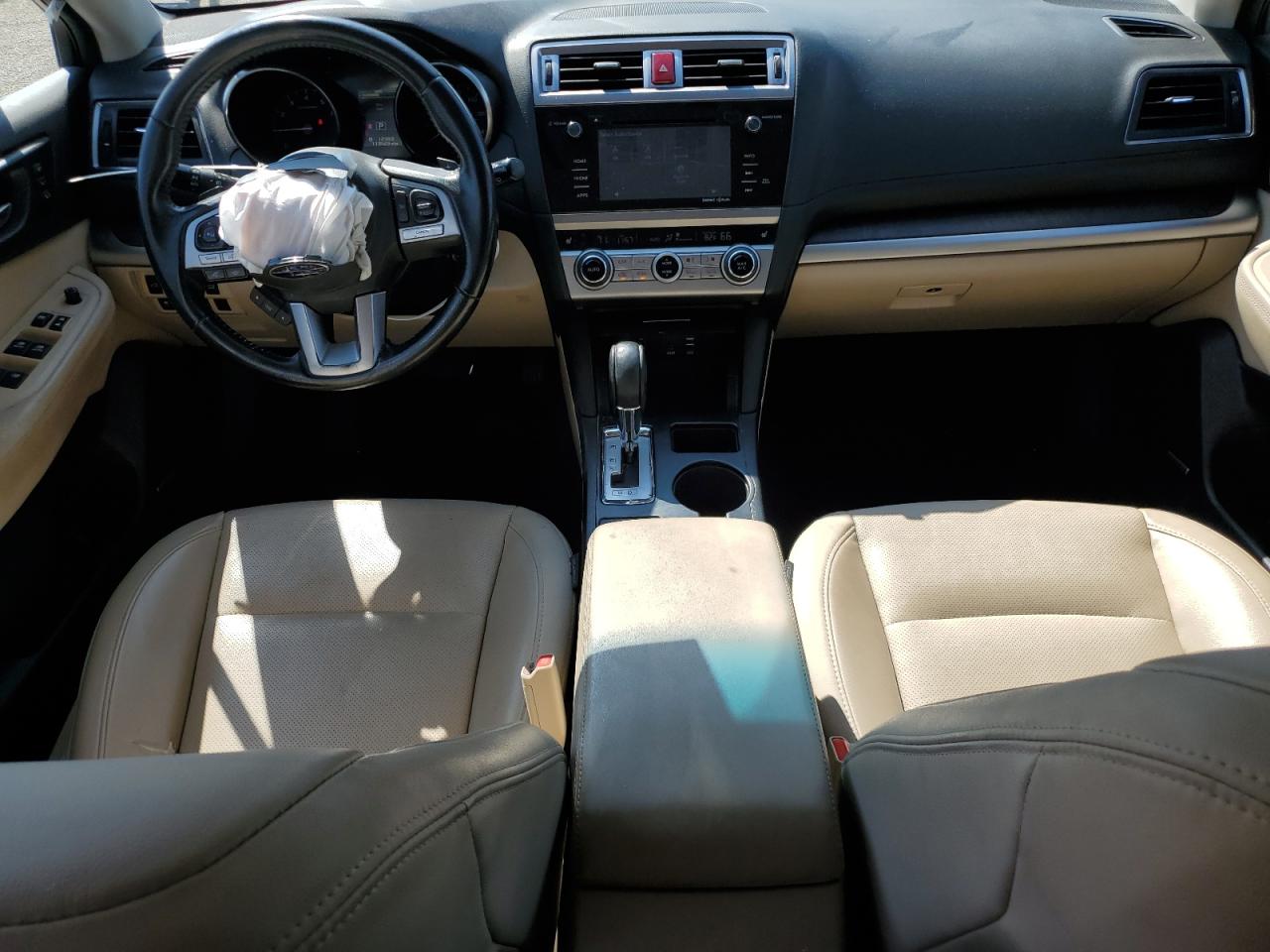 Subaru Outback 2.5i Limited Image 8