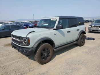  Salvage Ford Bronco