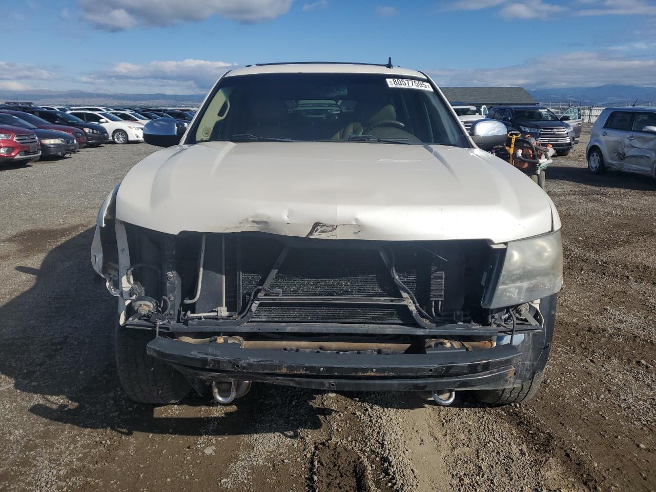 Chevrolet Suburban K1500 Ltz Image 13