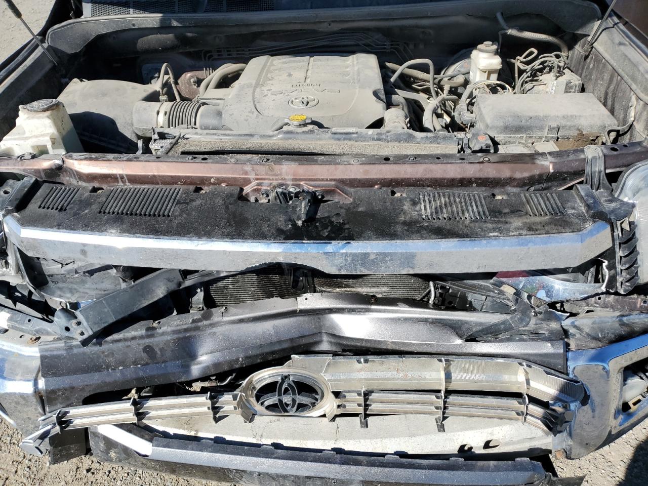 Toyota Tundra Crewmax 1794 Image 12