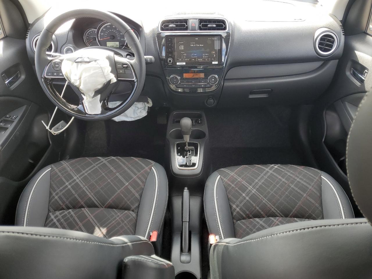 Mitsubishi Mirage Se Image 12