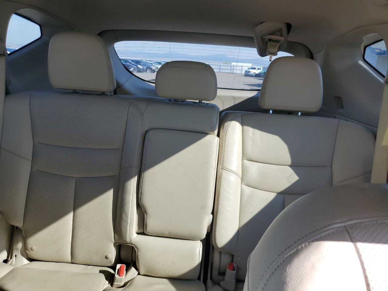 Nissan Murano S Image 14