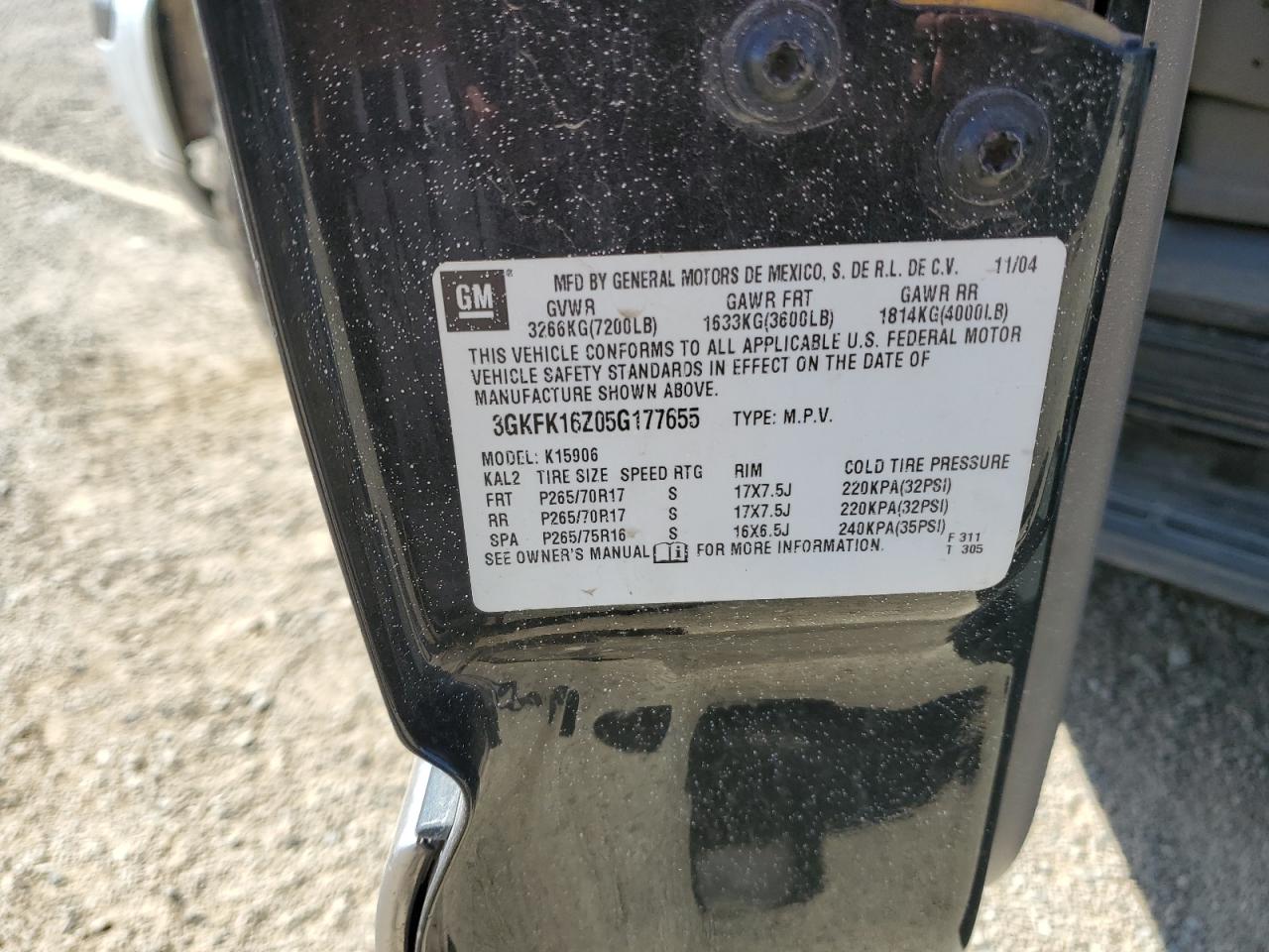 GMC Yukon K1500 Image 11