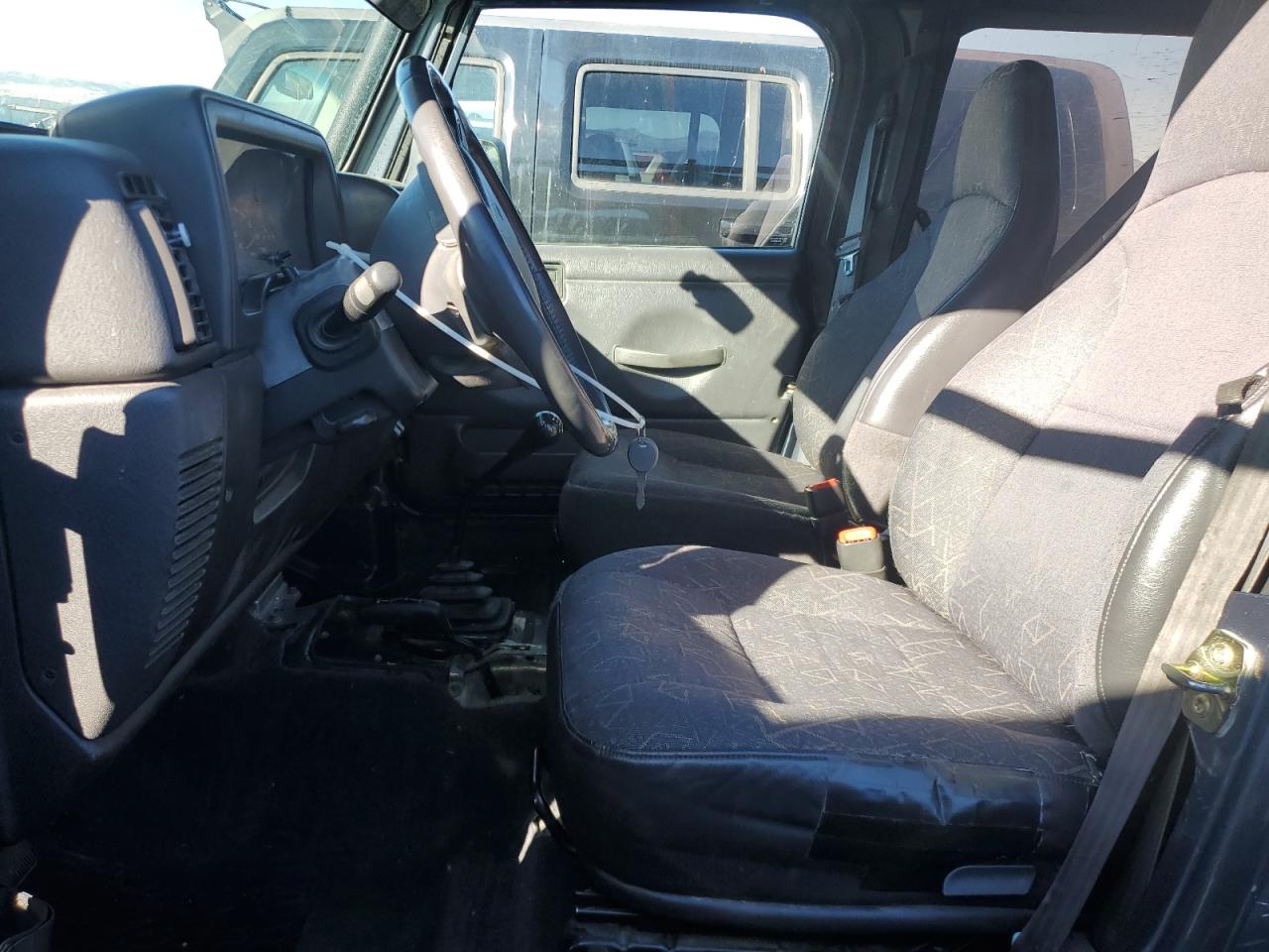 Jeep Wrangler Sport Image 10