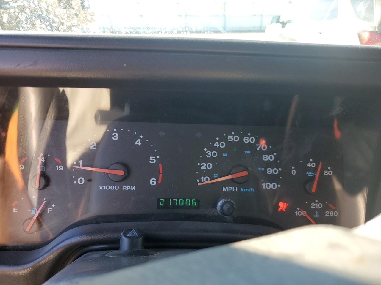 Jeep Wrangler Sport Image 2