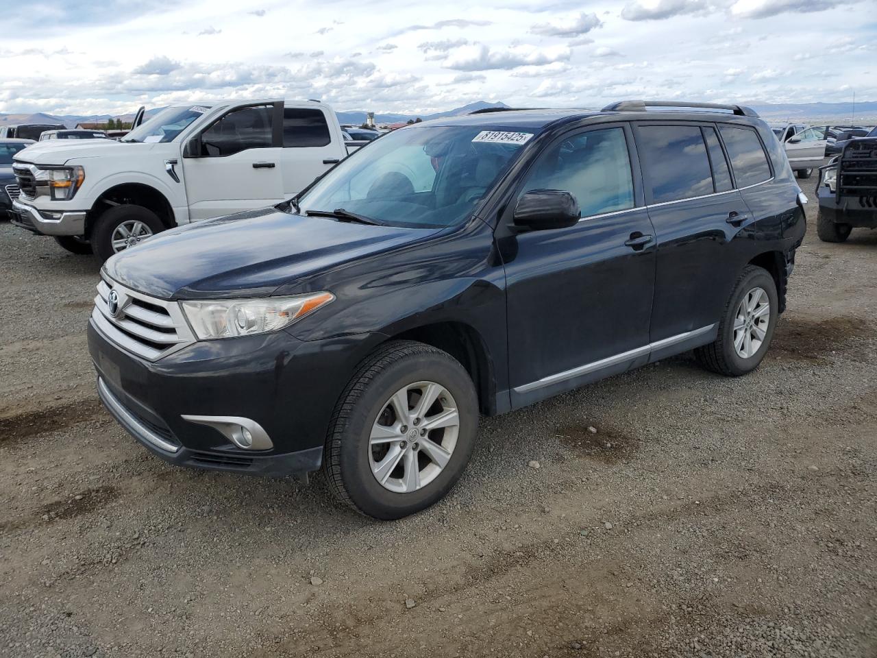 Toyota Highlander Base Image 1