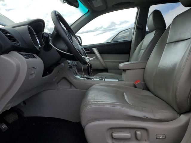 Toyota Highlander Base Image 3