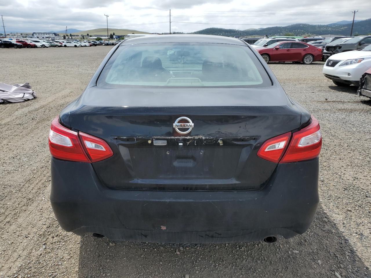 Nissan Altima 2.5 Image 4