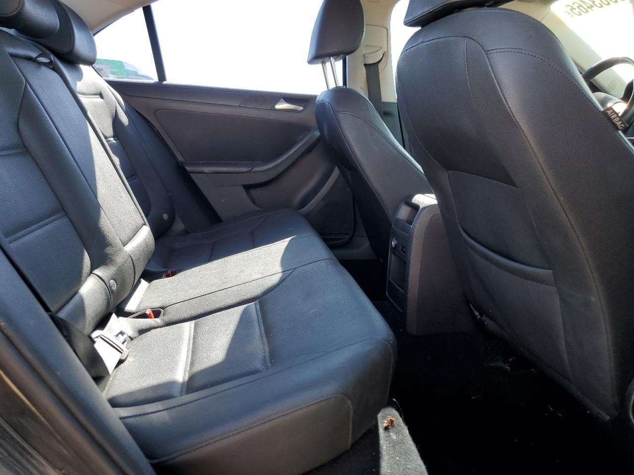 Volkswagen Jetta Se Image 12