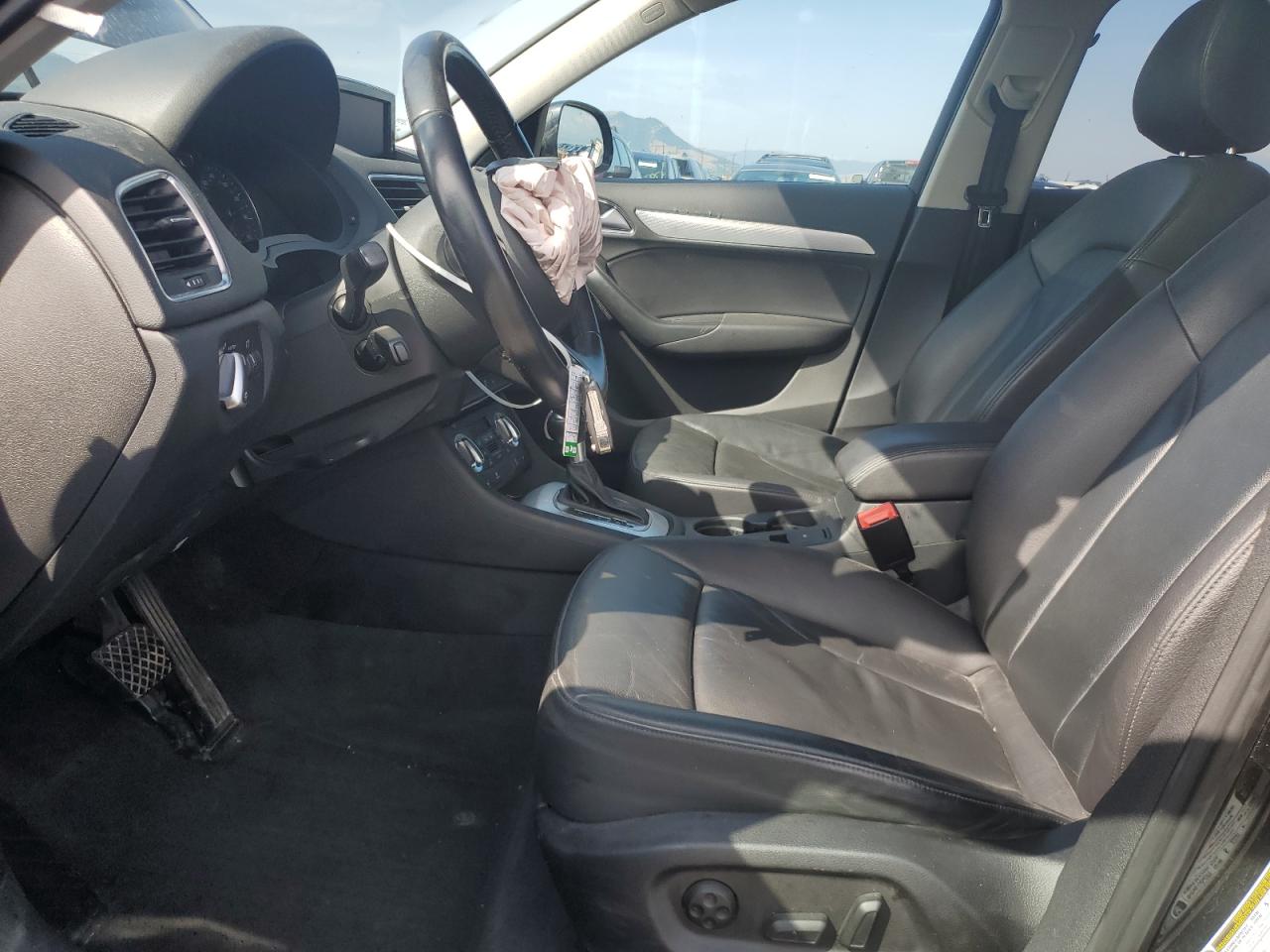 Audi Q3 Prestige Image 11