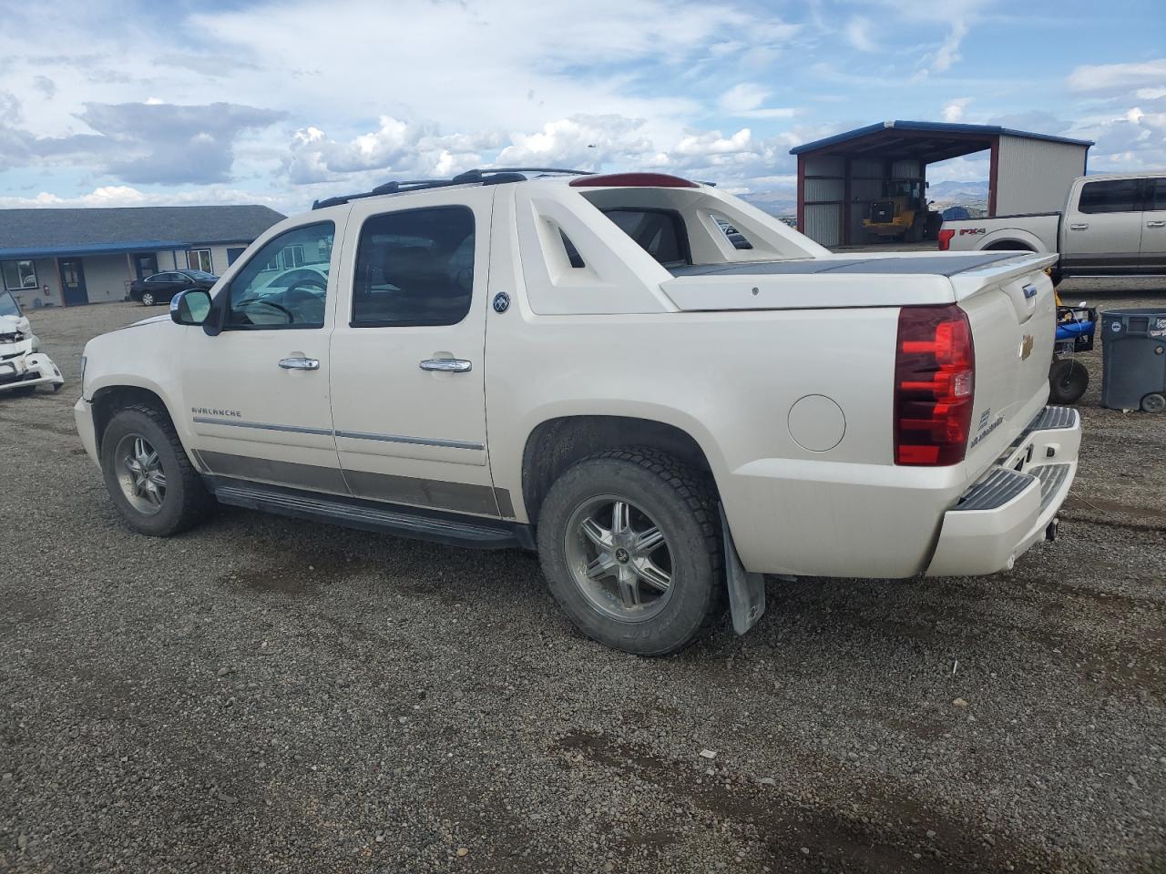 Chevrolet Avalanche Ltz Image 12