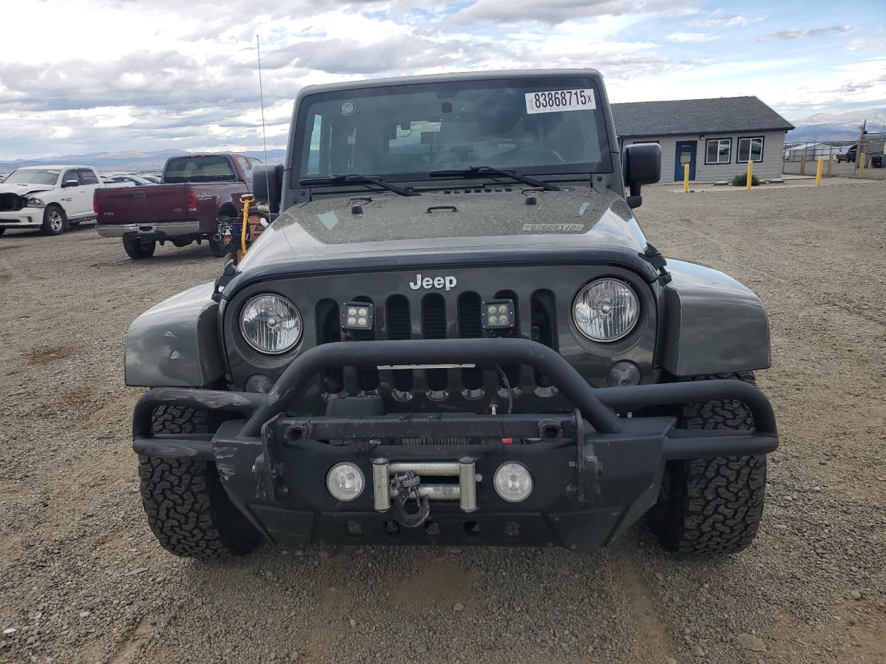 Jeep Wrangler Sahara Image 8