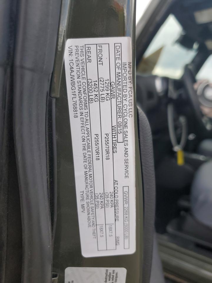 Jeep Wrangler Sahara Image 9