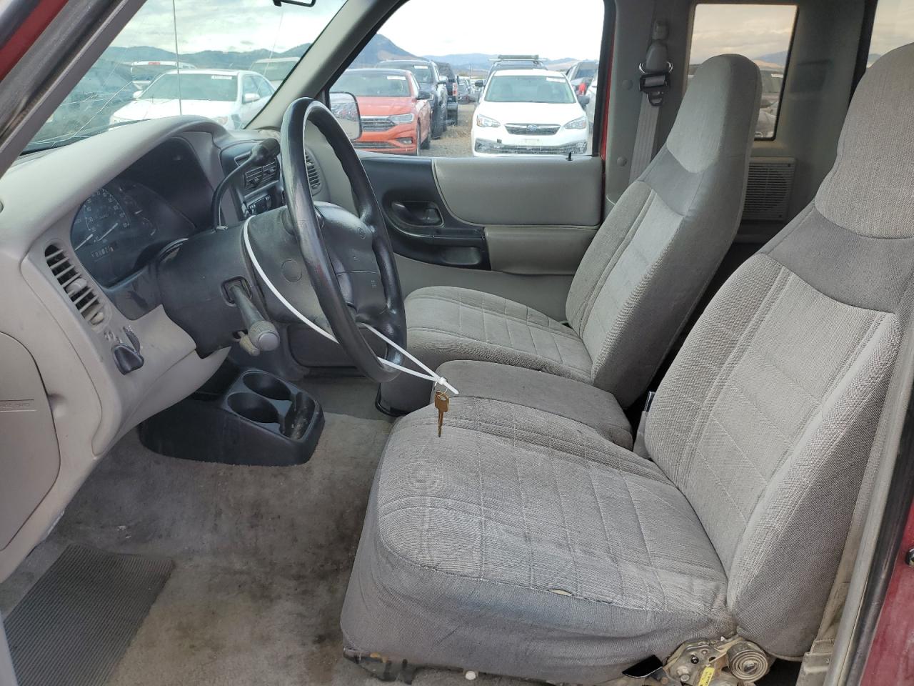 Ford Ranger Super Cab Image 4