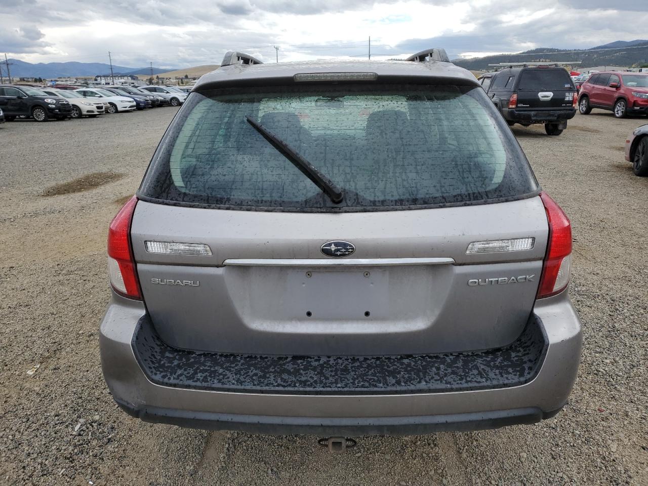 Subaru Legacy Image 4