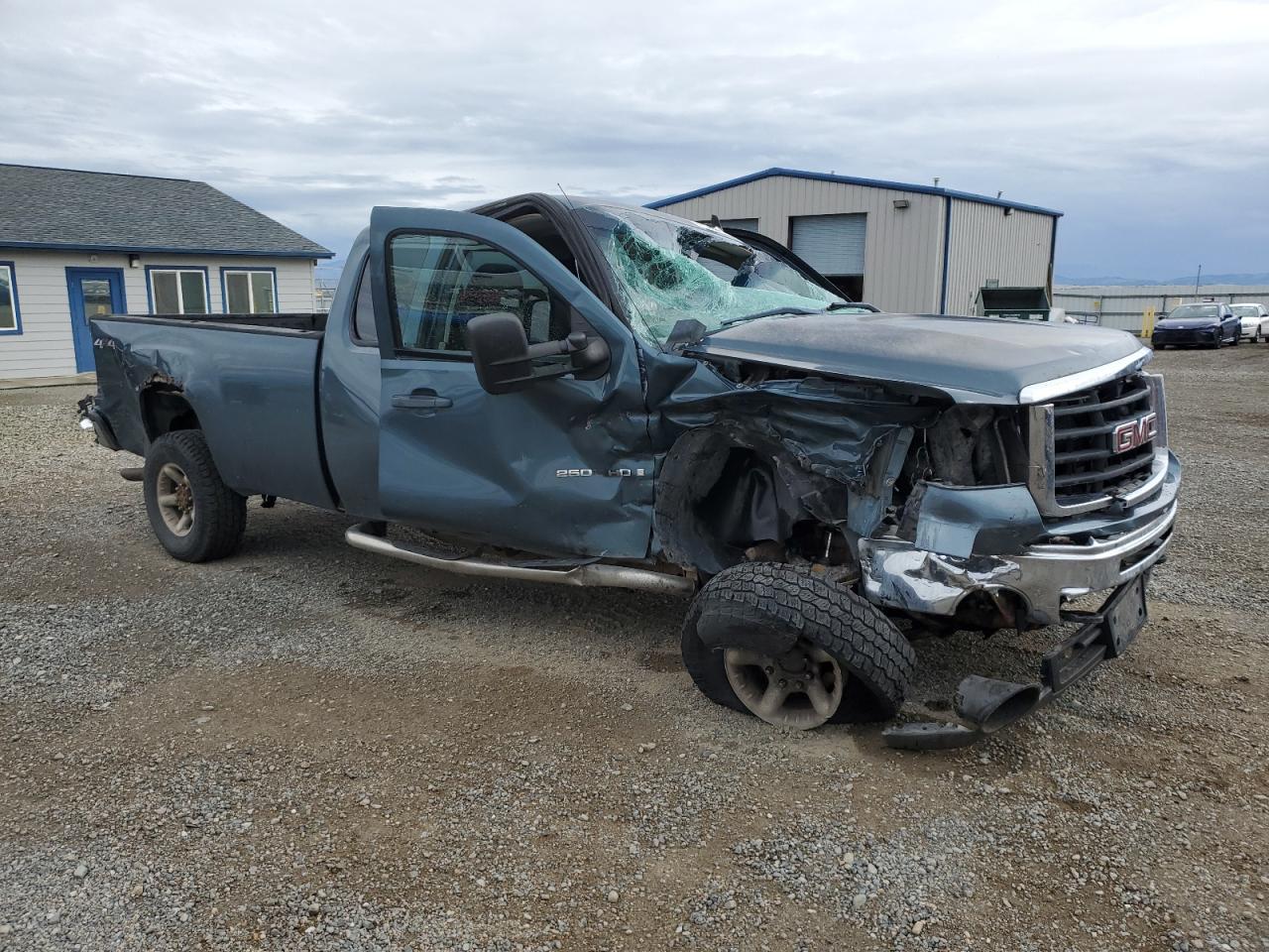 GMC Sierra K2500 Heavy Duty Image 6
