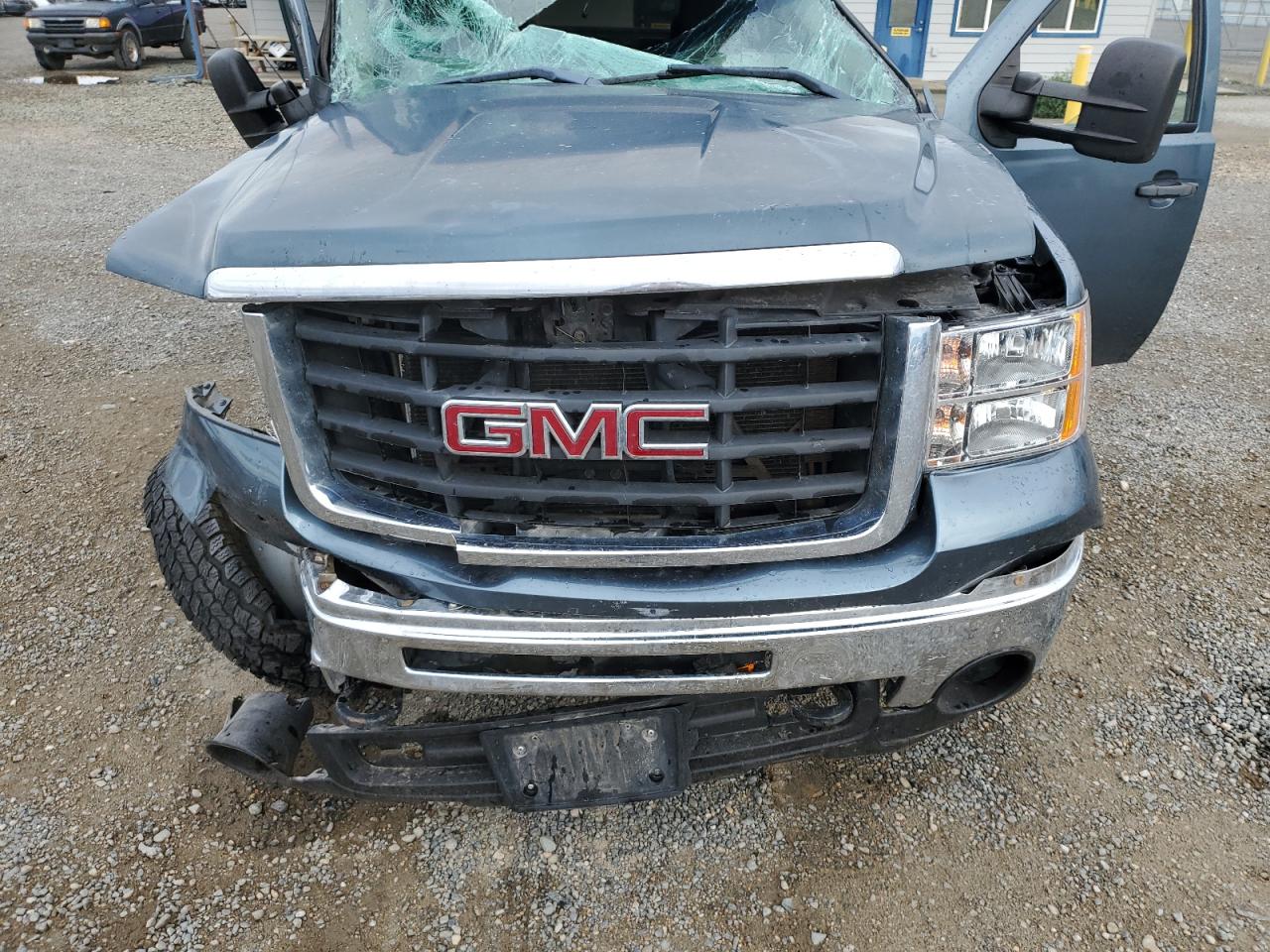 GMC Sierra K2500 Heavy Duty Image 9