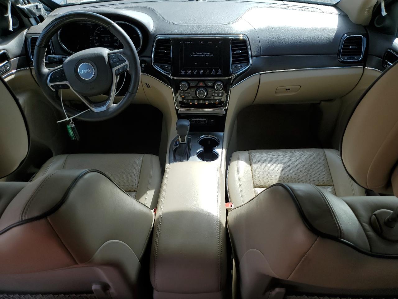 Jeep Grand Cherokee Overland Image 4