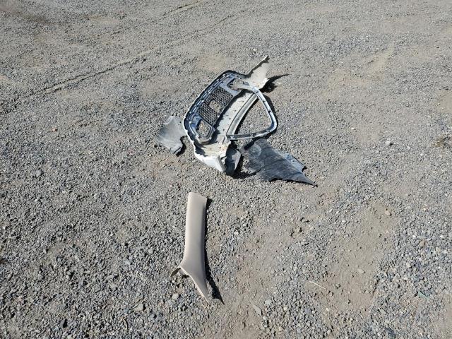 Jeep Grand Cherokee Overland Image 12