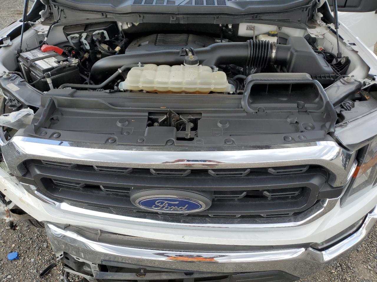 Ford F-150 Supercrew Image 10