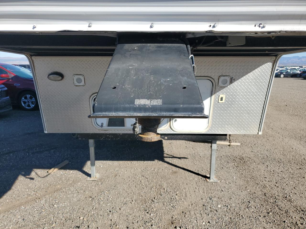 Palomino 5th Wheel Image 9