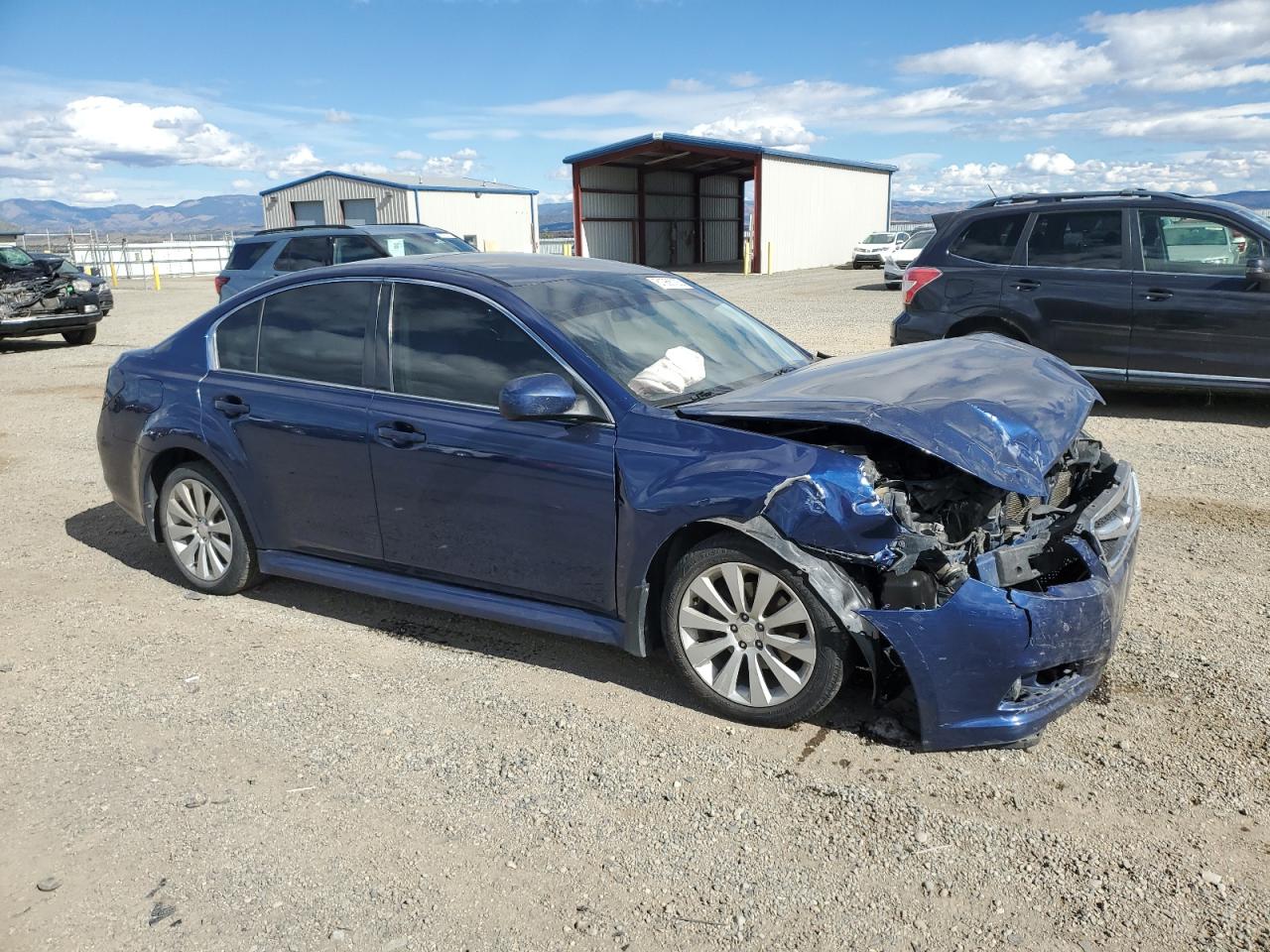 Subaru Legacy 2.5i Limited Image 2