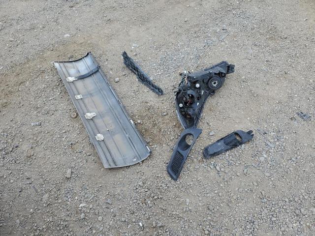 Subaru Legacy 2.5i Limited Image 13