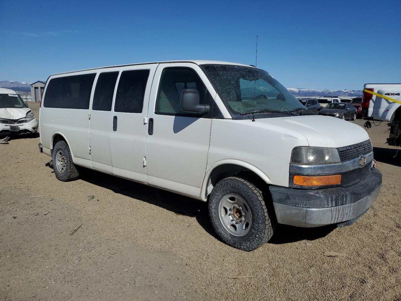 Chevrolet Express Lt Image 5