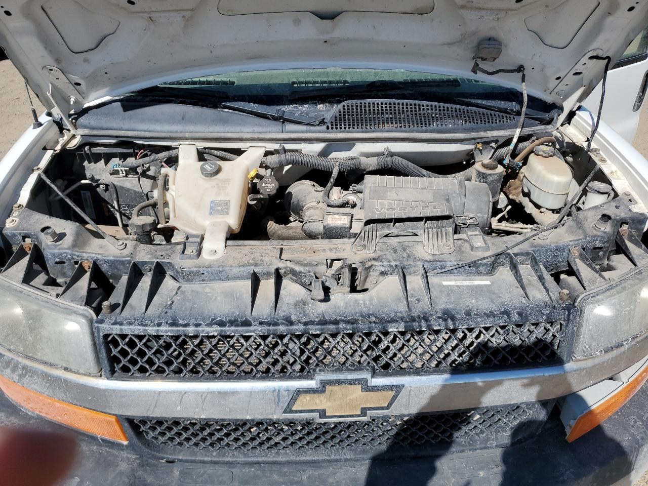 Chevrolet Express Lt Image 10