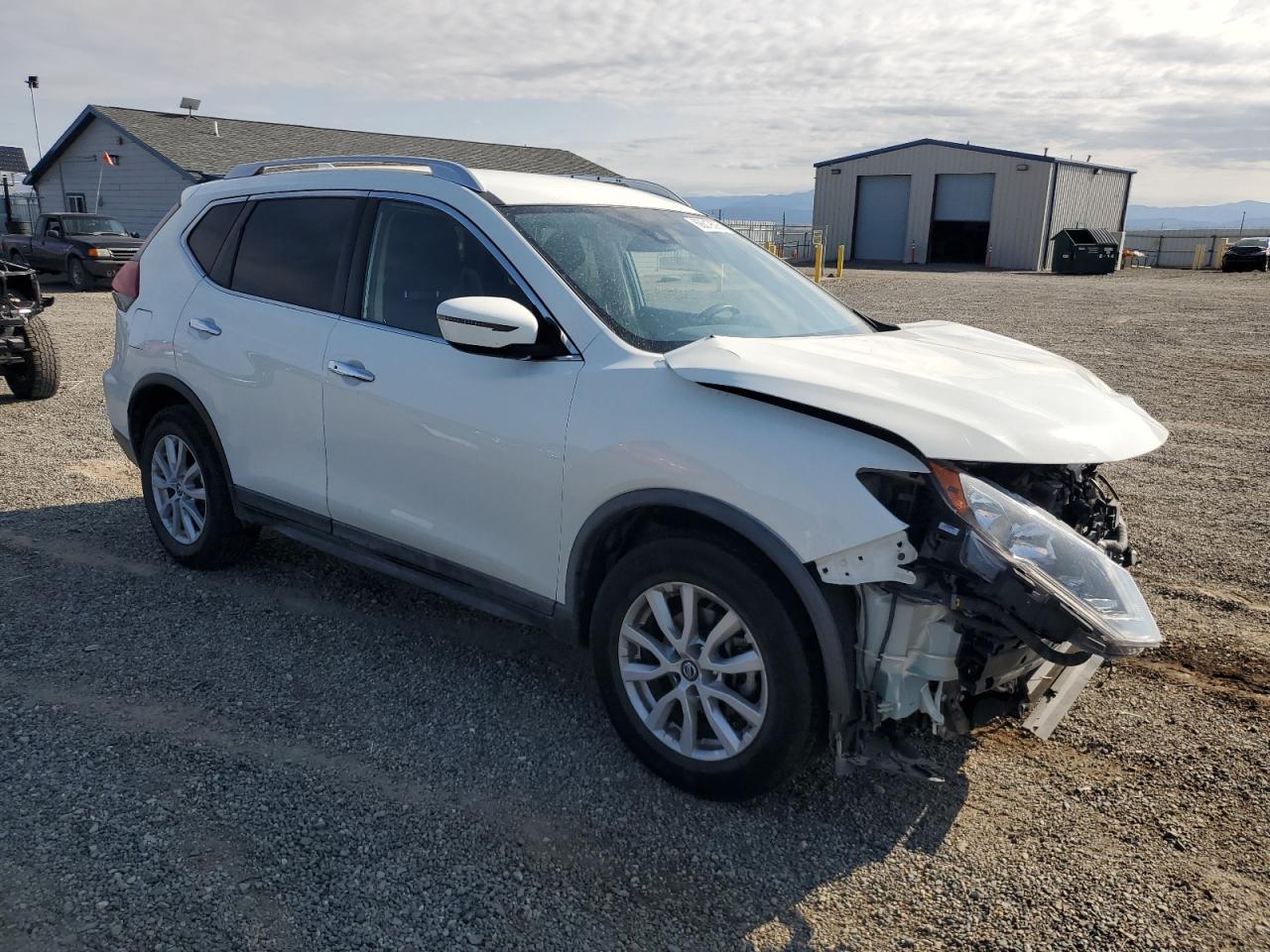 Nissan Rogue S Image 2