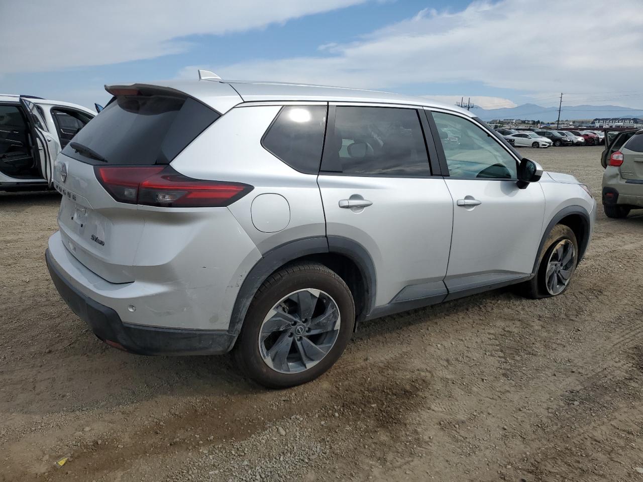 Nissan Rogue Sv Image 4