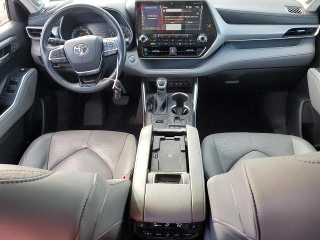 Toyota Highlander Hybrid Platinum Image 11