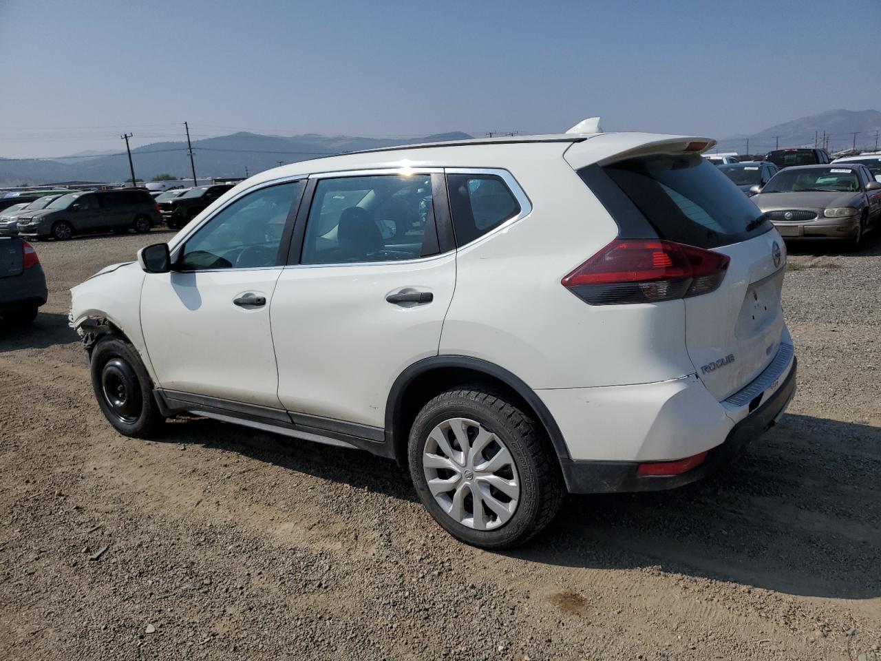 Nissan Rogue S Image 10