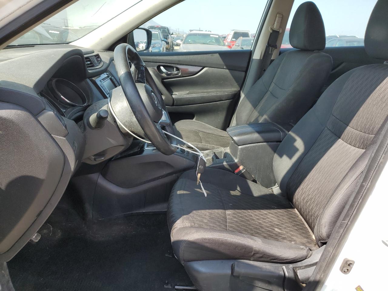 Nissan Rogue S Image 4