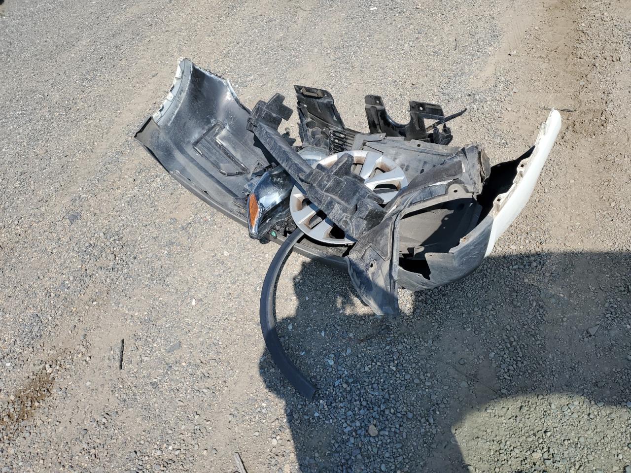 Nissan Rogue S Image 12