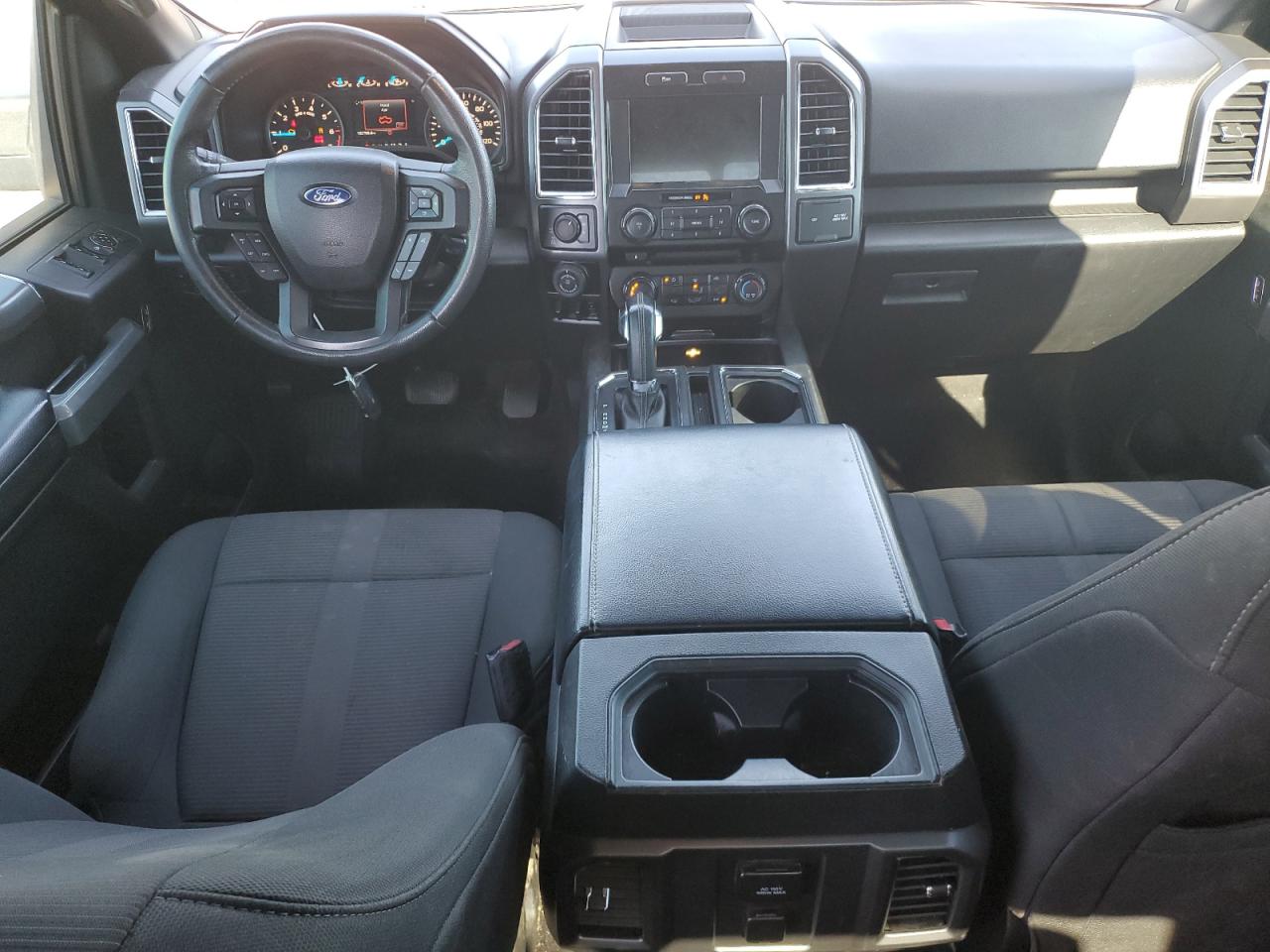 Ford F-150 Supercrew Image 2