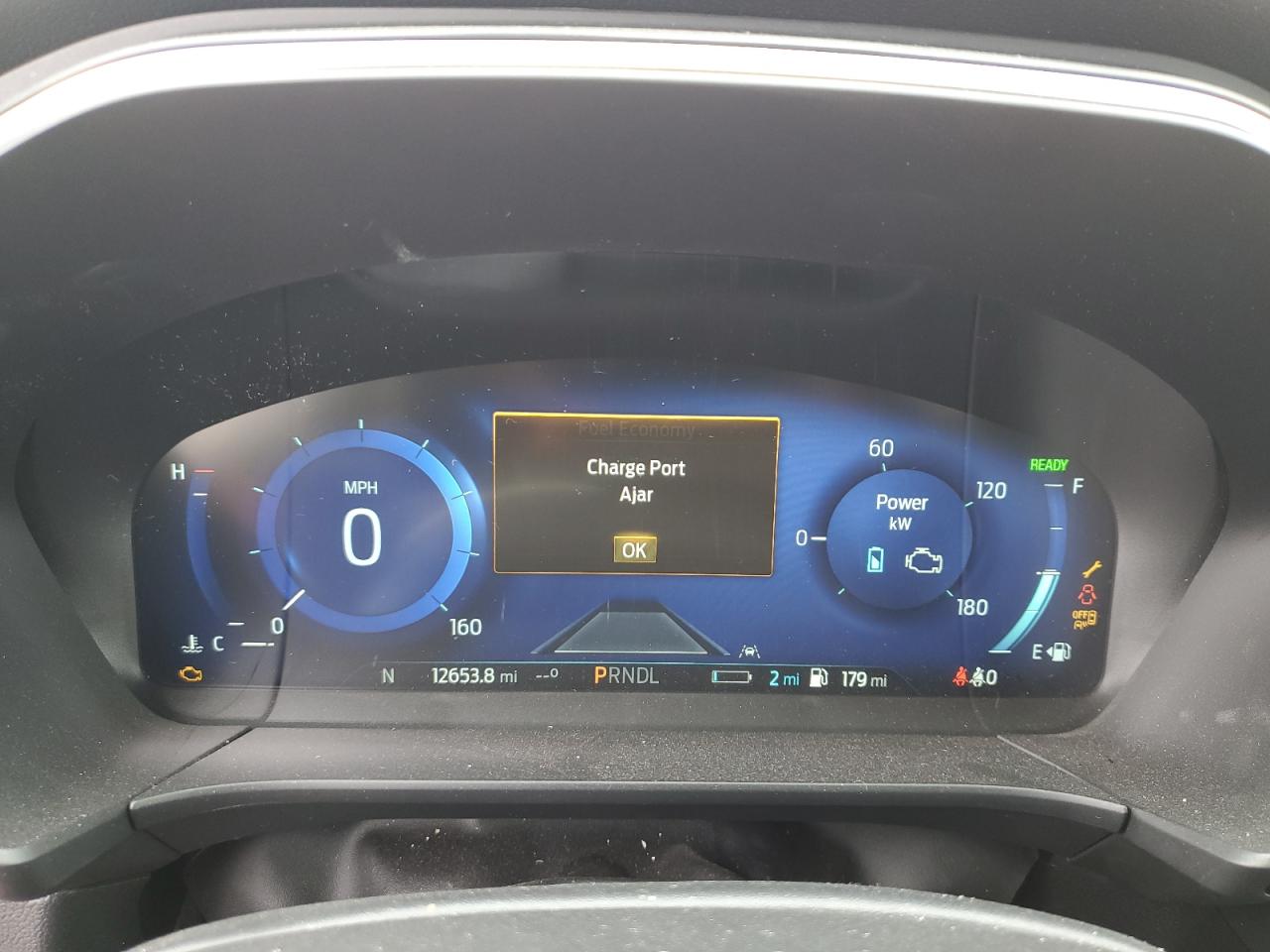 Ford Escape Titanium Image 11