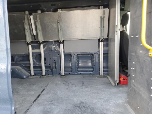 Ford Transit T-250 Image 12