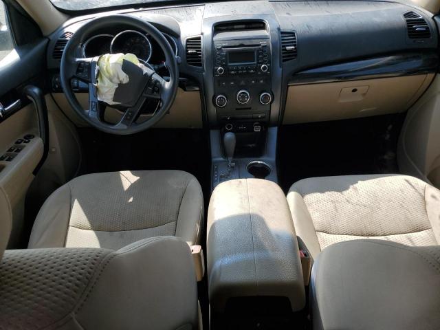 Kia Sorento Base Image 12
