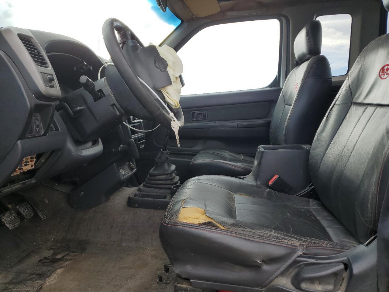 Nissan Frontier King Cab Sc Image 2