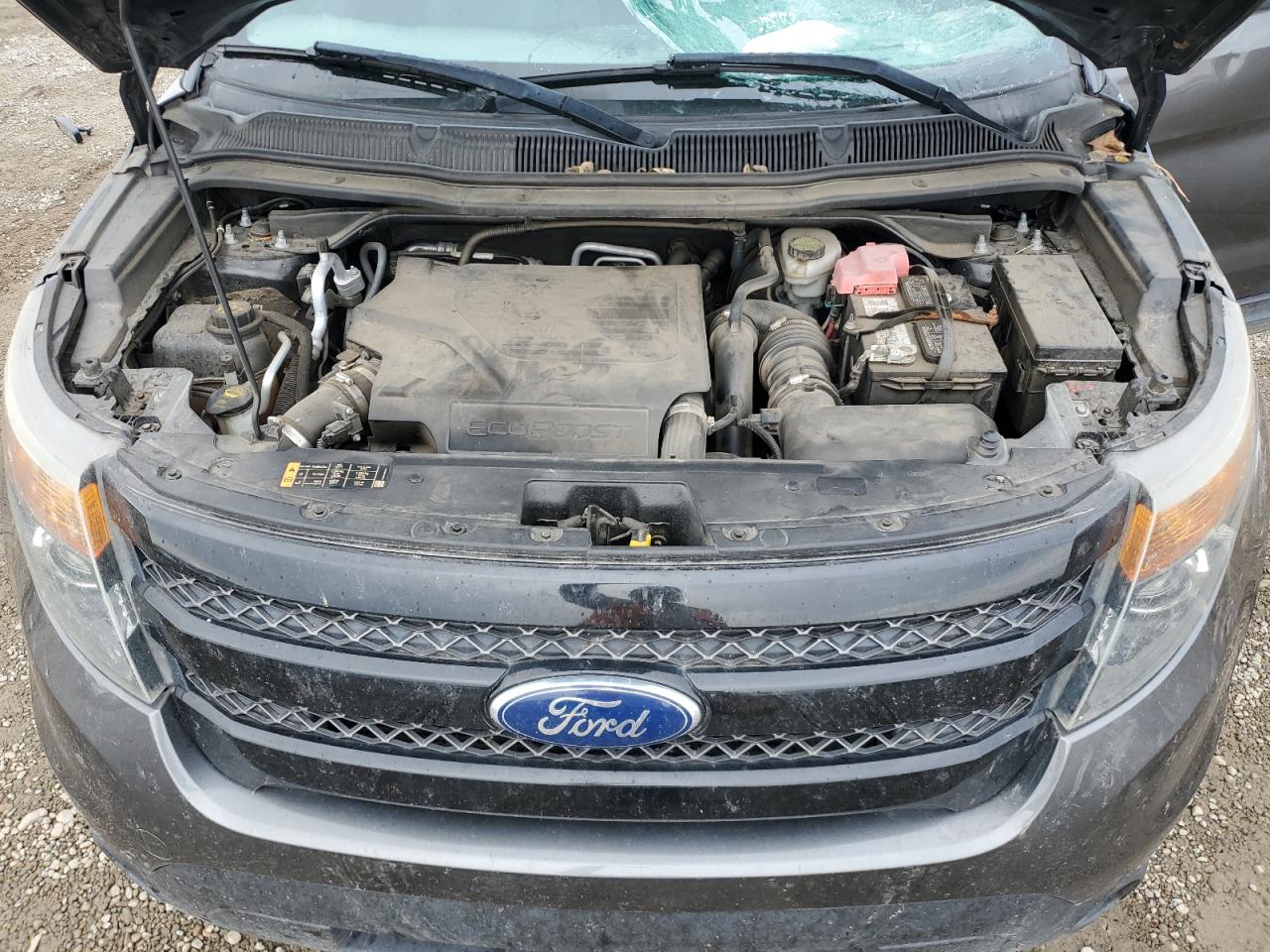 Ford Explorer Sport Image 3